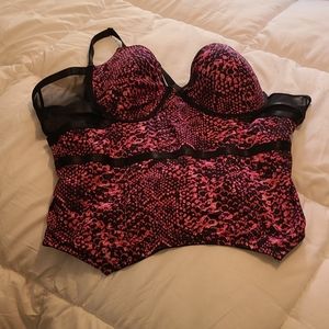 Fantasy lingerie leopard print bustier